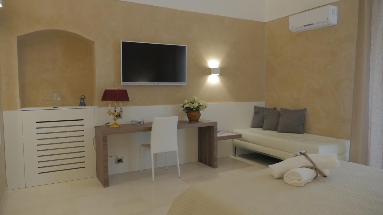 Borgo Marsala Panzió Trani Kültér fotó